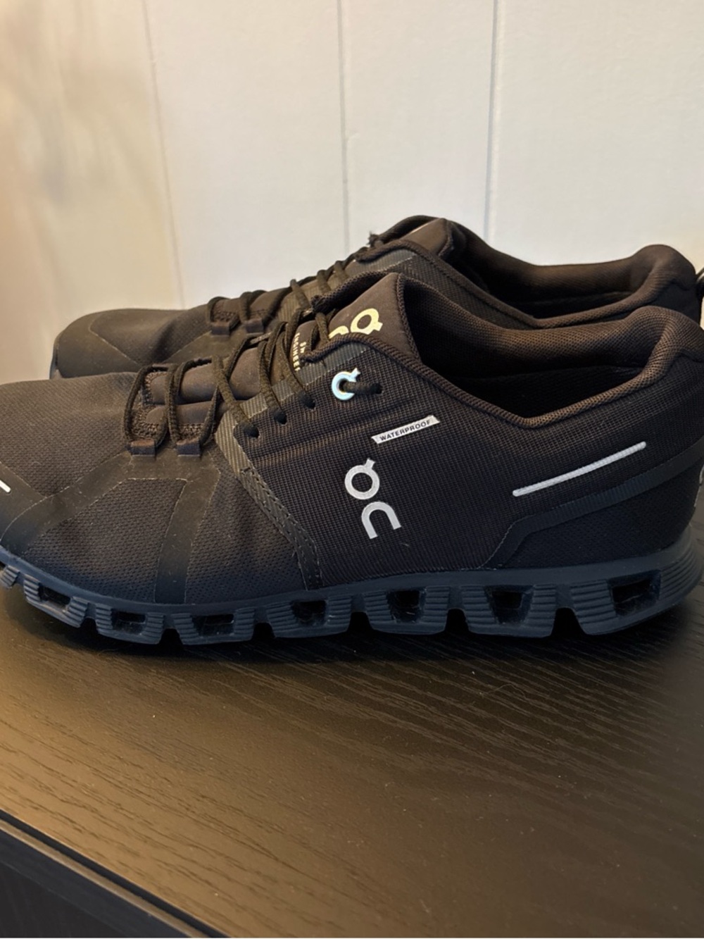 On Cloud 6 Waterproof Men's Running Shoes Black Size 9.5